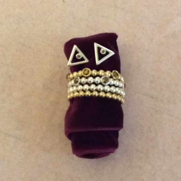 NWT. Lucky Brand jewelry in a bottle - Picture 3 of 3